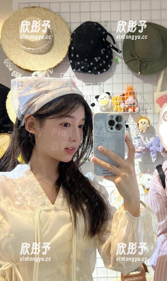 高清分享：Pia (피아)女孩的写真之旅，探索她的艺术灵感